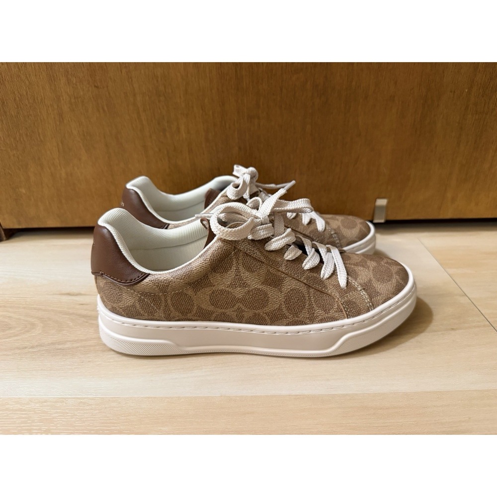 NEW COACH Women's Size 7 Sneaker In Signature Canvas CW970 Brown Khaki